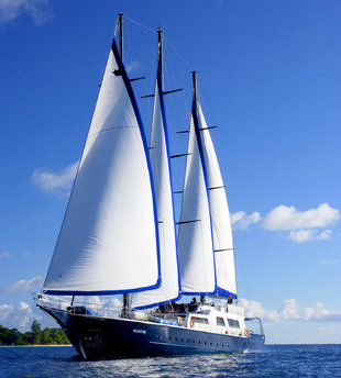 modern-sailing-vessel-seychelles-wildlife-yacht-safari.jpg