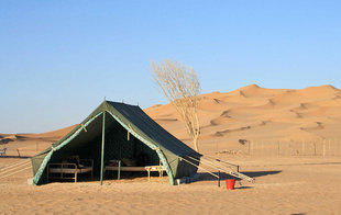 tented-camp-rub-al-khali-empty-quarter-oman-biggest-sand-desert-in-the-world-crossing-expedition-vacation-holiday-travel-private-guide-safari-lost-city-ubar-salalah-muscat-1.jpg