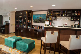 bar-Alya-galapagos-motor-yacht-safari-wildlife-marine-life-cruise-sailing-holiday-adventure.jpg