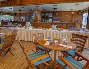 Sea Cloud II Lido Deck Bar