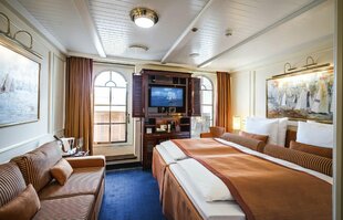 Sea-Cloud-Spirit-Tall-Ship-Cabin-Category-B.jpg