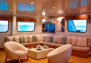 seaman-journey-lounge.jpg