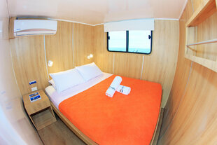 Aqua Double Cabin