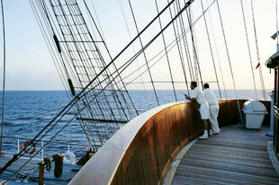 sea-cloud-2-tall-ship-bridge.jpg