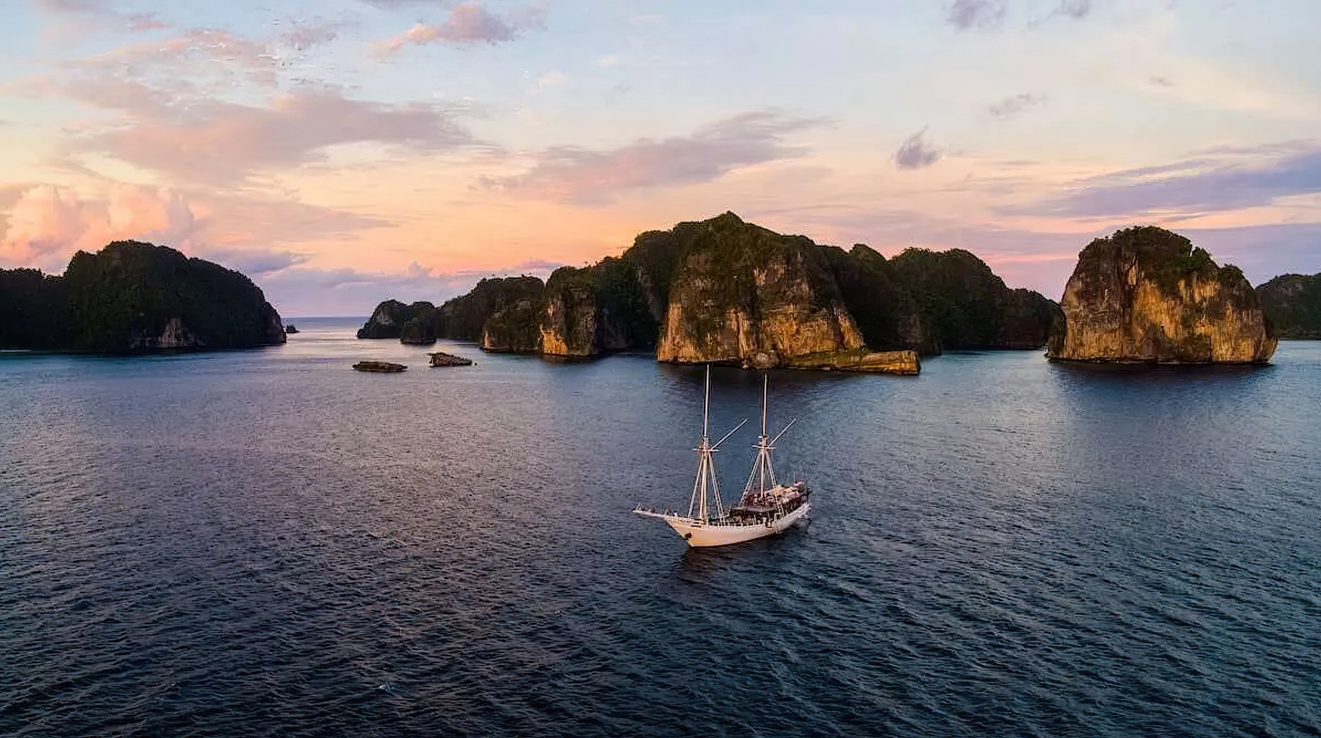 Traditional Sailing Ship Raja Ampat Pinisi Indonesia